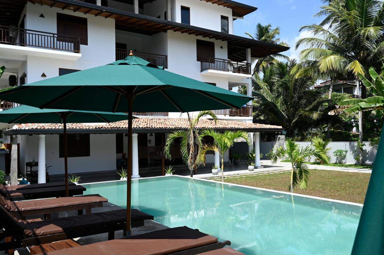 Beach Inns Holiday Resort - Celeste Matara Esterno foto